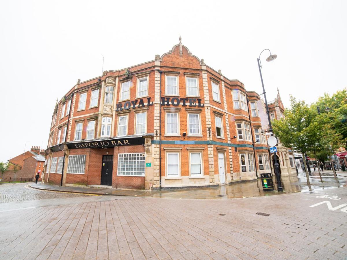 The Royal Hotel Kettering Exteriör bild